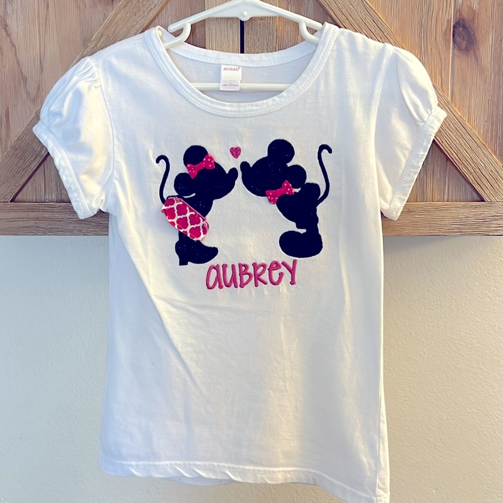 ⭐️3/$15 (4) Aubrey Mickey & Minnie Custom Made Etsy Tee Adorable Disney Trip